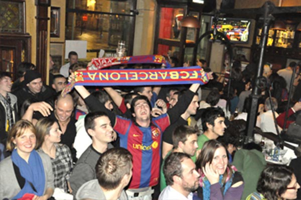 Barça fans at Flaherty's Irish Bar in Barcelona